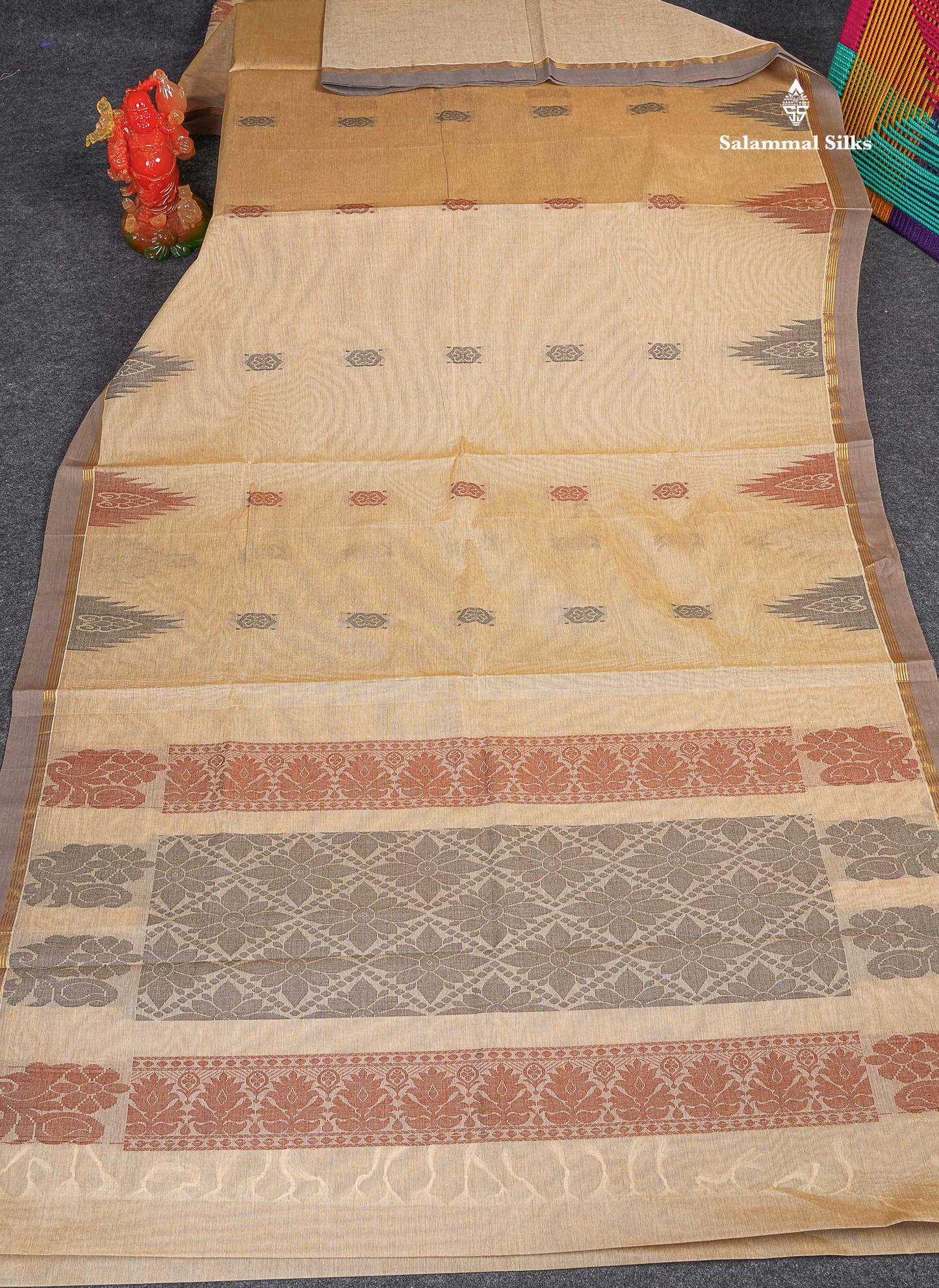 Pure Cotton Saree - Beige Colour Body Thread Butta With Blouse