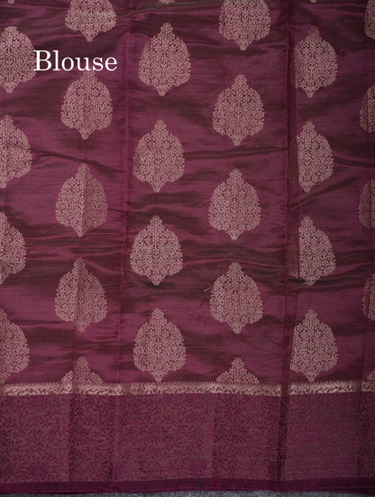 Beautiful Green Semi Raw Silk Saree With Fancy Border