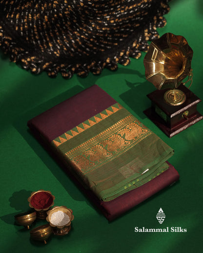 Beautiful Magenta Plain Pure Chettinad Cotton Saree With Dual Tone Bottle Green Traditional Small Temple Border