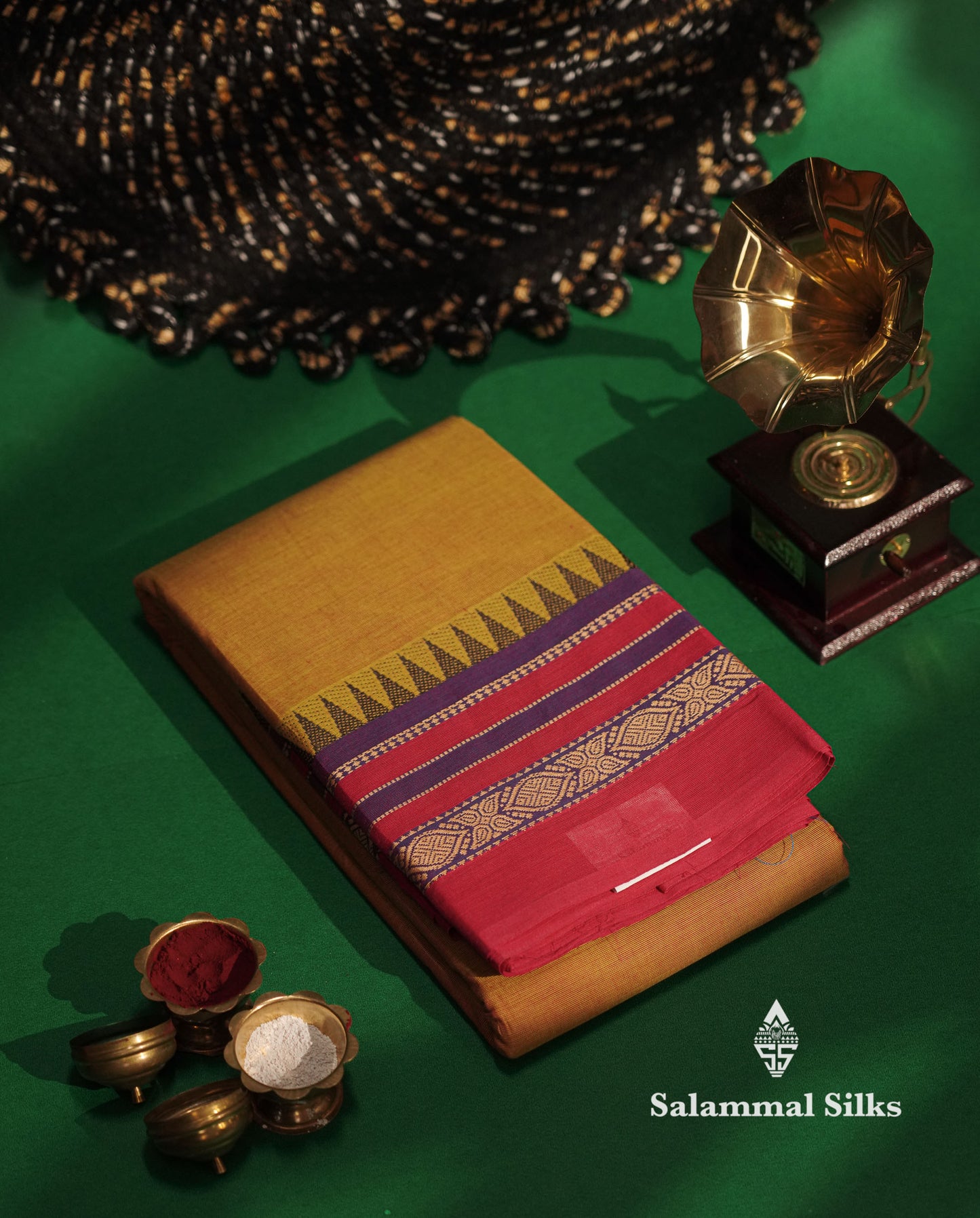 Beautiful Grey Plain Pure Chettinad Cotton Saree With Black Thread Work Border
