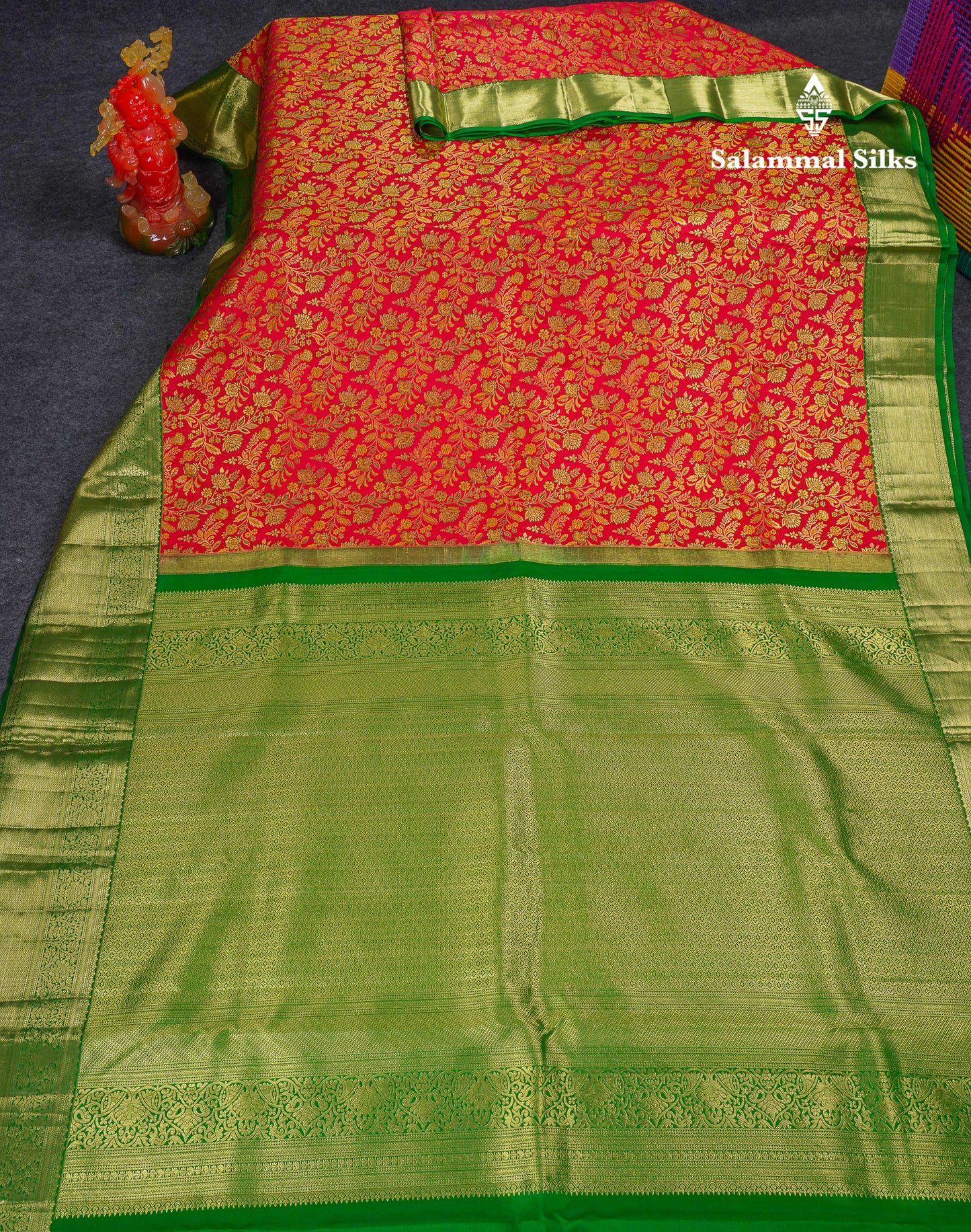 Beautiful Chilly Red Bridal Pure Kanjivaram Silk Saree With Contrast Bottle Green Traditional Border