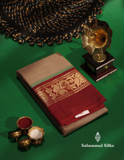 Beautiful Green Plain Pure Chettinad Cotton Saree With Traditional Ganga Jamuna Border