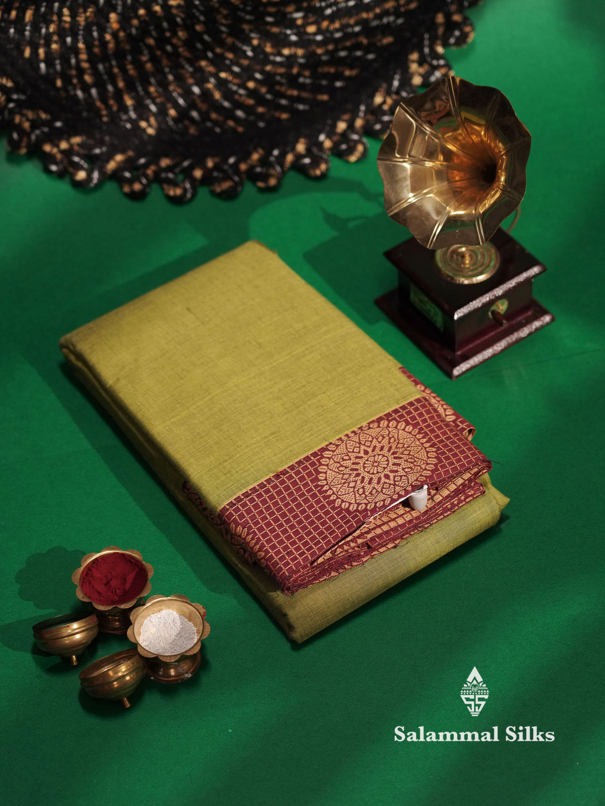 Beautiful Parrot Green Chettinad Plain Pure Cotton Saree With Maroon Thread Work Butta Border