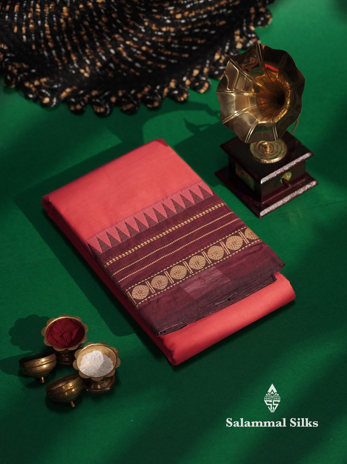 Beautiful Pink Plain Pure Chettinad  Cotton Saree With Dark Brown Thread Work Border
