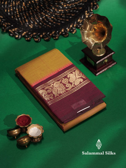 Beautiful Green Plain Pure Chettinad Cotton Saree With Traditional Ganga Jamuna Border