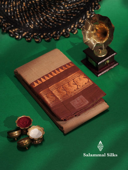 Beautiful Magenta Plain Pure Chettinad Cotton Saree With Dual Tone Bottle Green Traditional Small Temple Border