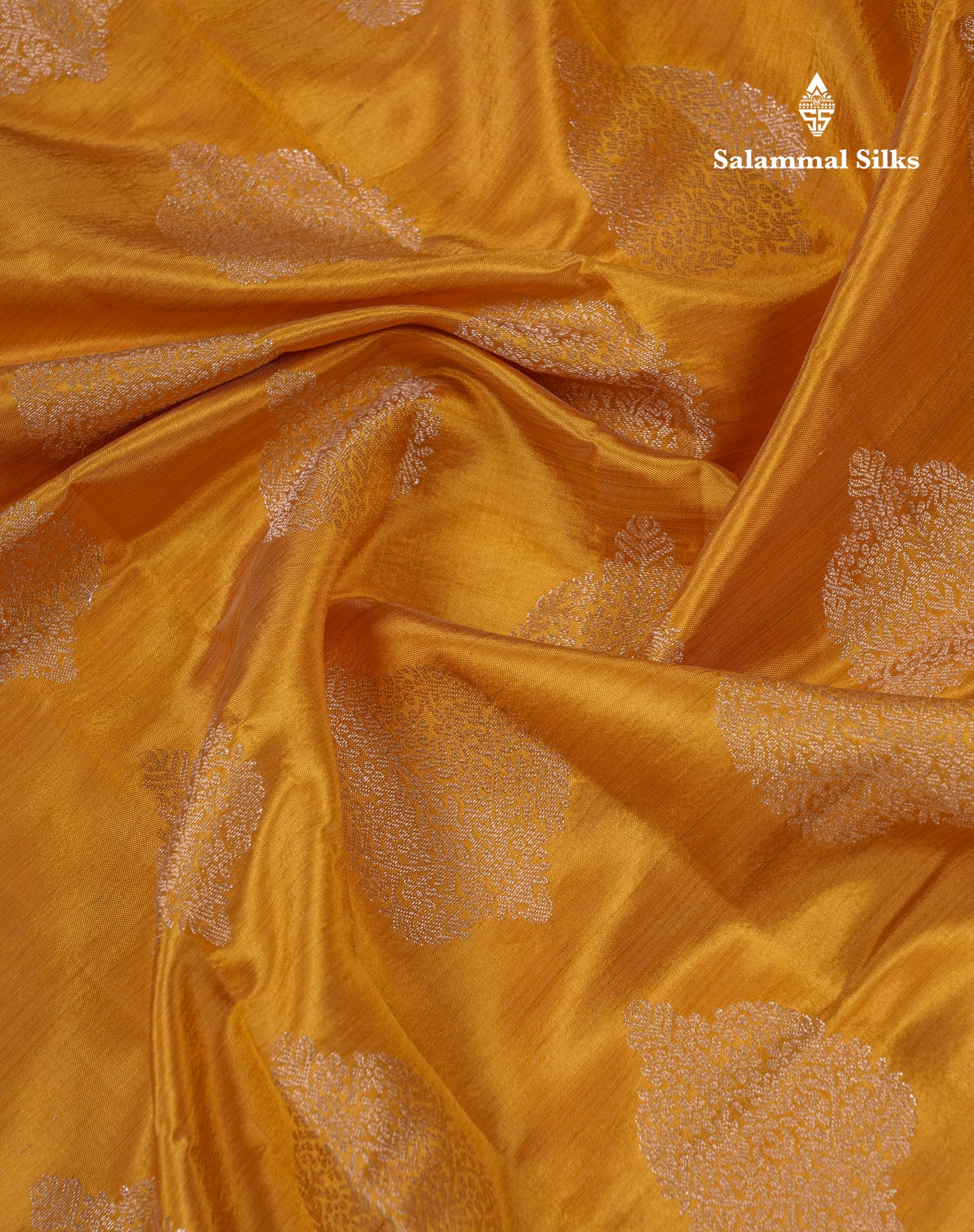 Beautiful Green Semi Raw Silk Saree With Fancy Border