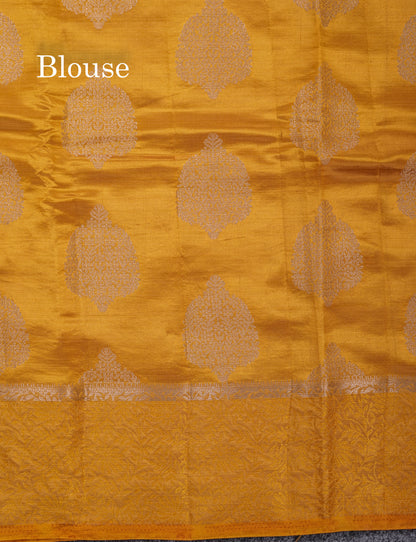 Beautiful Green Semi Raw Silk Saree With Fancy Border