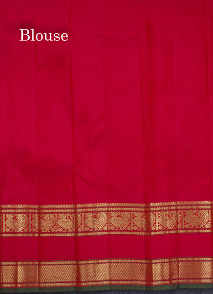 Beautiful Parrot Green Vintage Veldhari Pure Kanjivaram Silk Saree With Reddish Pink Traditional Rettapet Border