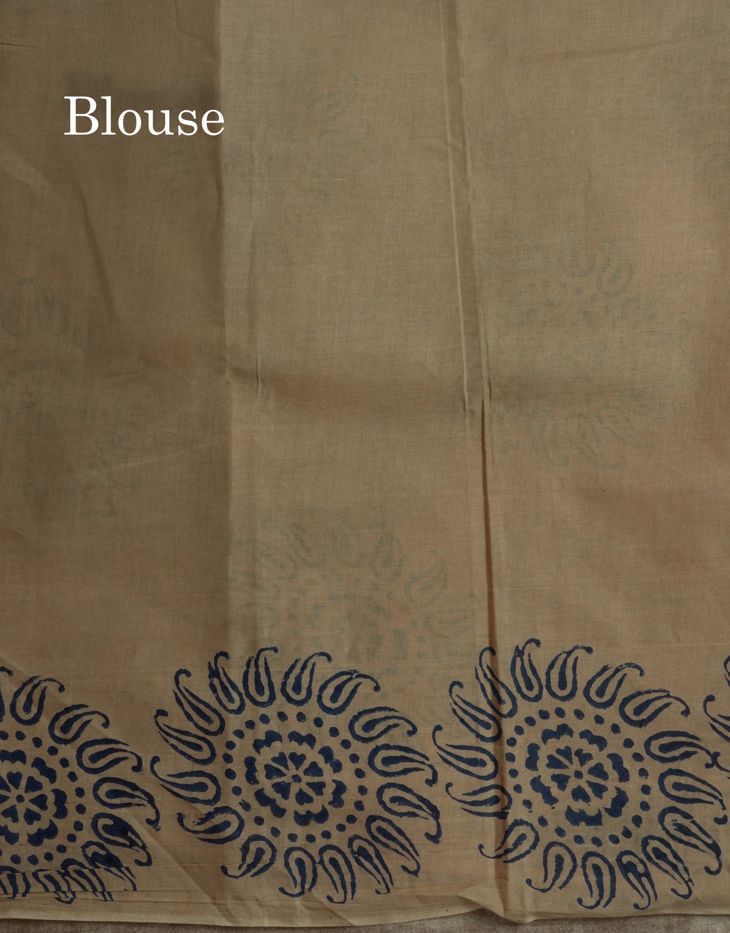 White Batik Print Sungudi Pure Cotton Saree With Contrast Grey Border