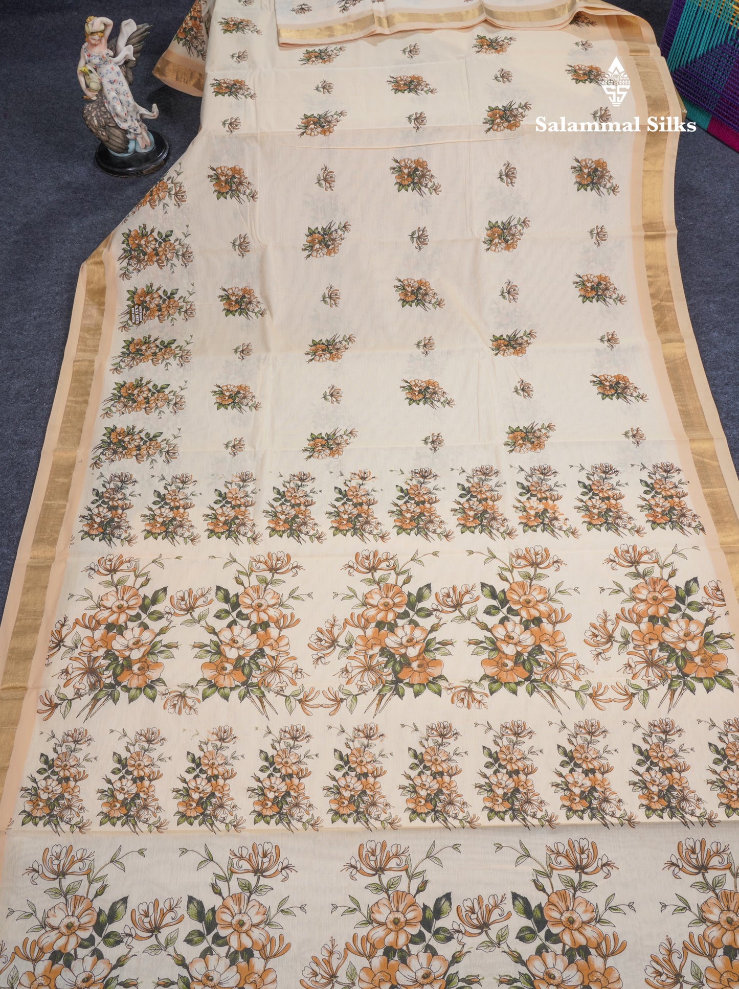 Light Elaichi Green Printed Pure Cotton Saree With Contrast Parrot Green Small Border