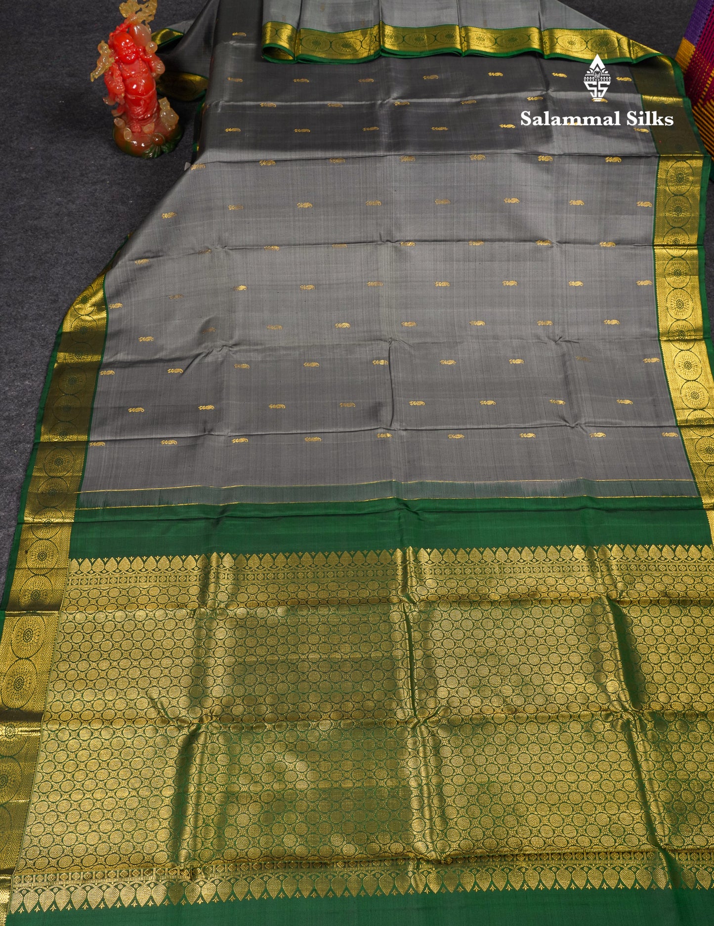 Beautiful Grey Pure Kanjivaram Silk Saree With Contrast Bottle Green Traditional Medium Border