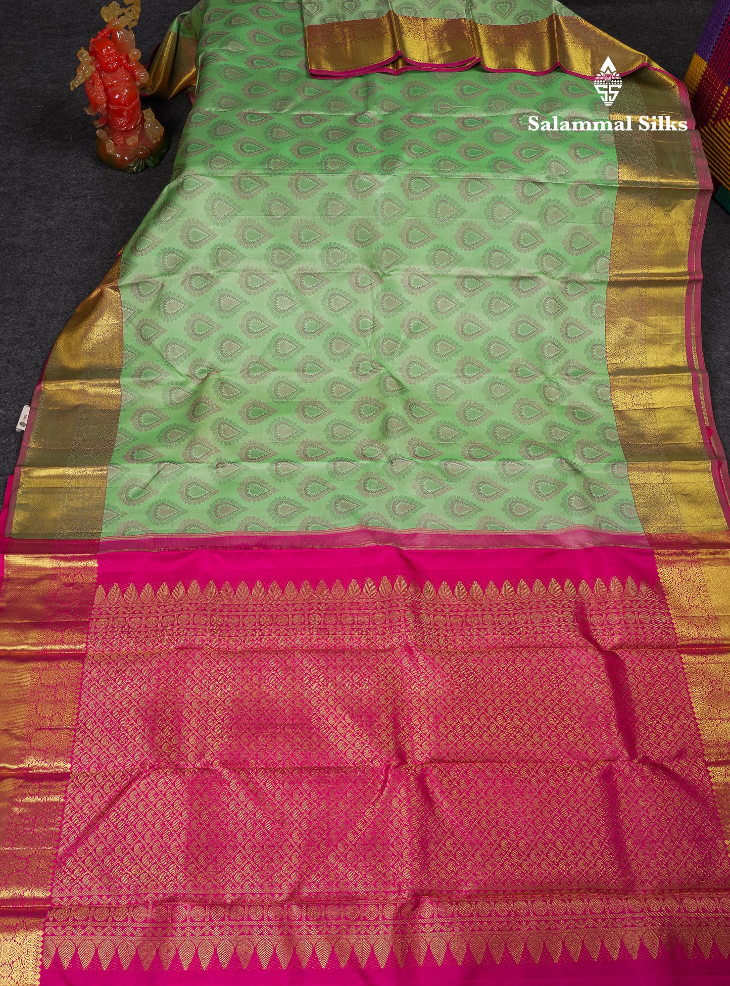 Beautiful Rexona Green Pure Kanjivaram Silk Saree WithTraditional Border