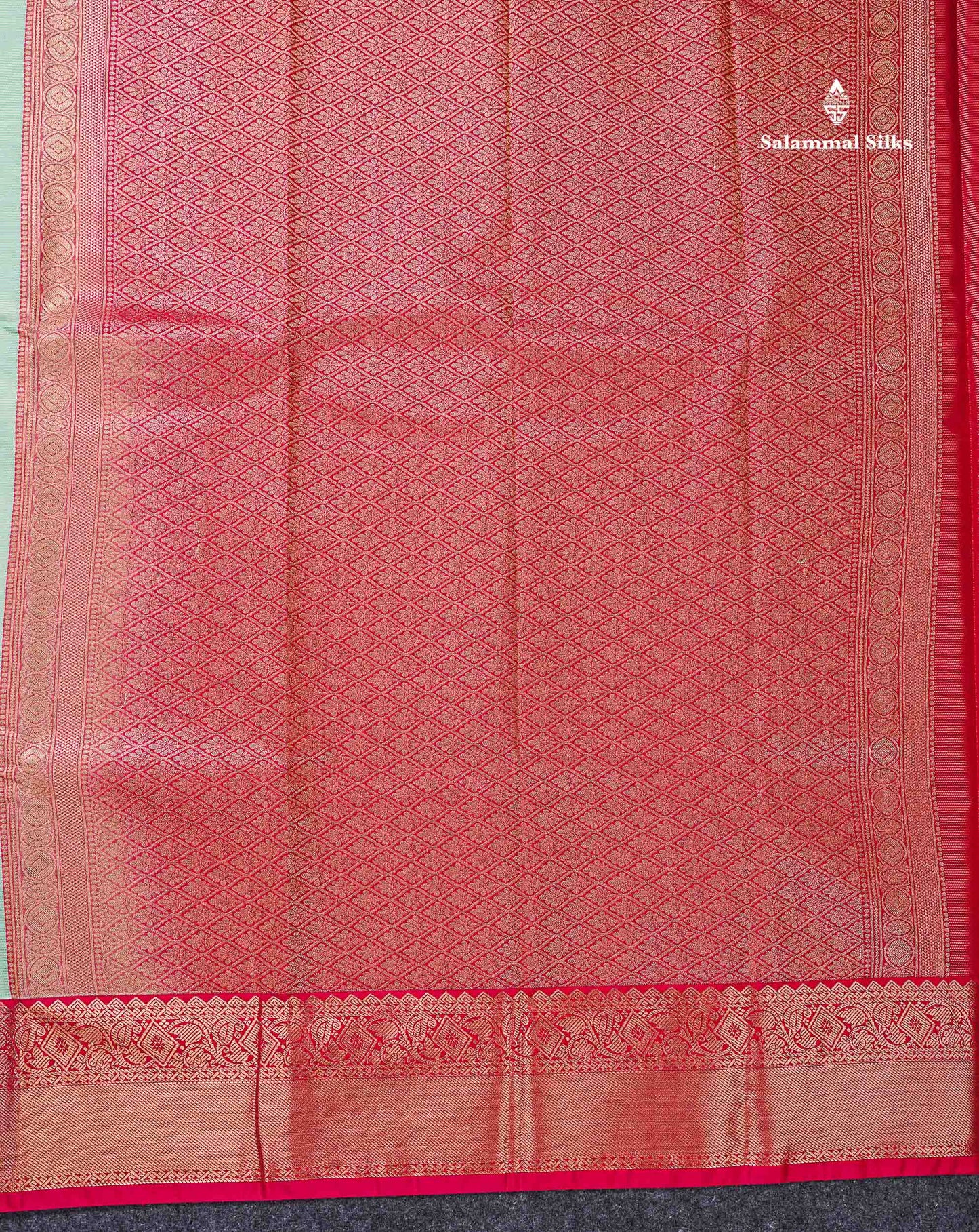 Beautiful Light Green Vaira Oosi Lines With Traditional Buttas Semi Silk Saree With Contrast Pink Traditional Border