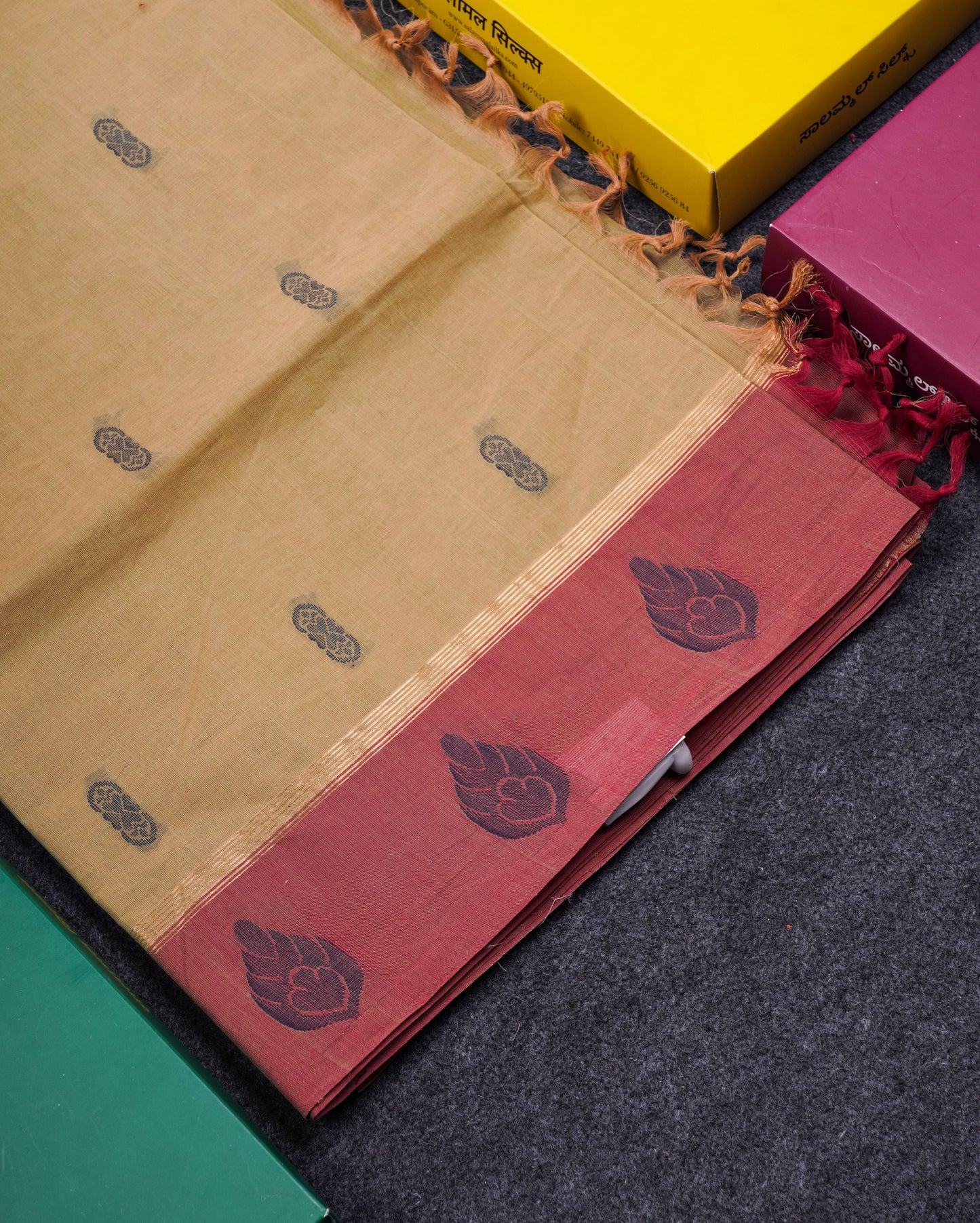 Beautiful Beige Thread Work Buttas Pure Cotton Saree With Contrast Light Maroon Border