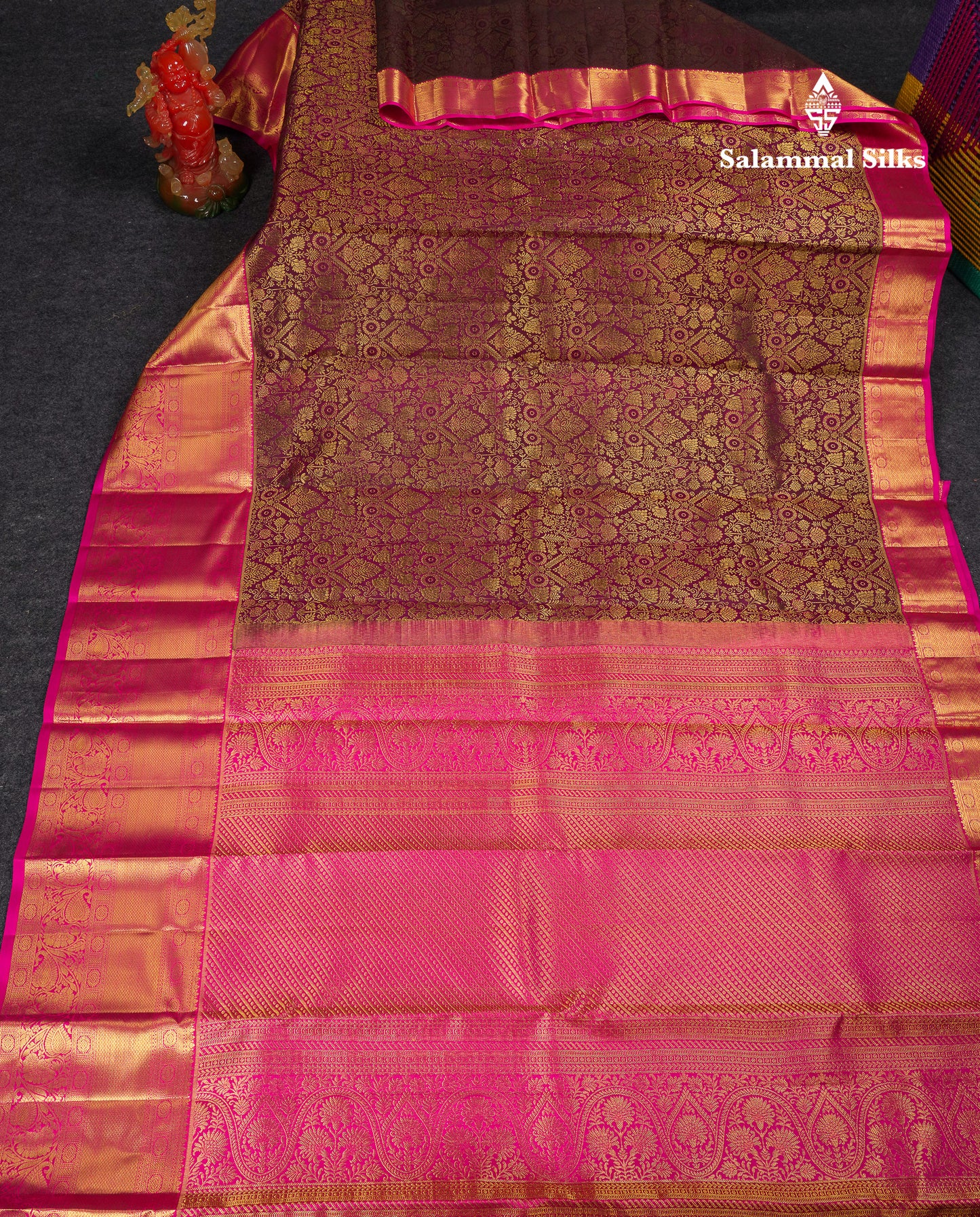 Beautiful Dark Magenta Bridal Pure Kanjivaram Silk Saree With Contrast Magenta Pink Traditional Evening Morning Border