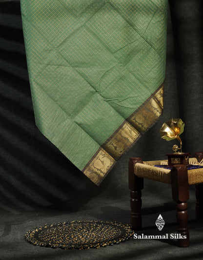 Beautiful Grey Traditional Checks Chettinad Pure Cotton Saree With Dark Brown Border
