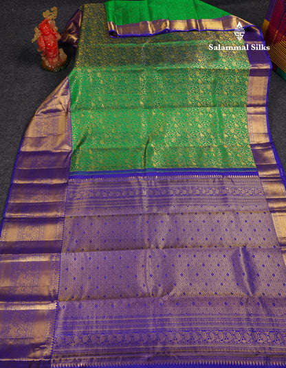 Beautiful Saffire Green Bridal Pure Kanjivaram Silk Saree With Contrast Navy Blue Traditional Evening Morning Border