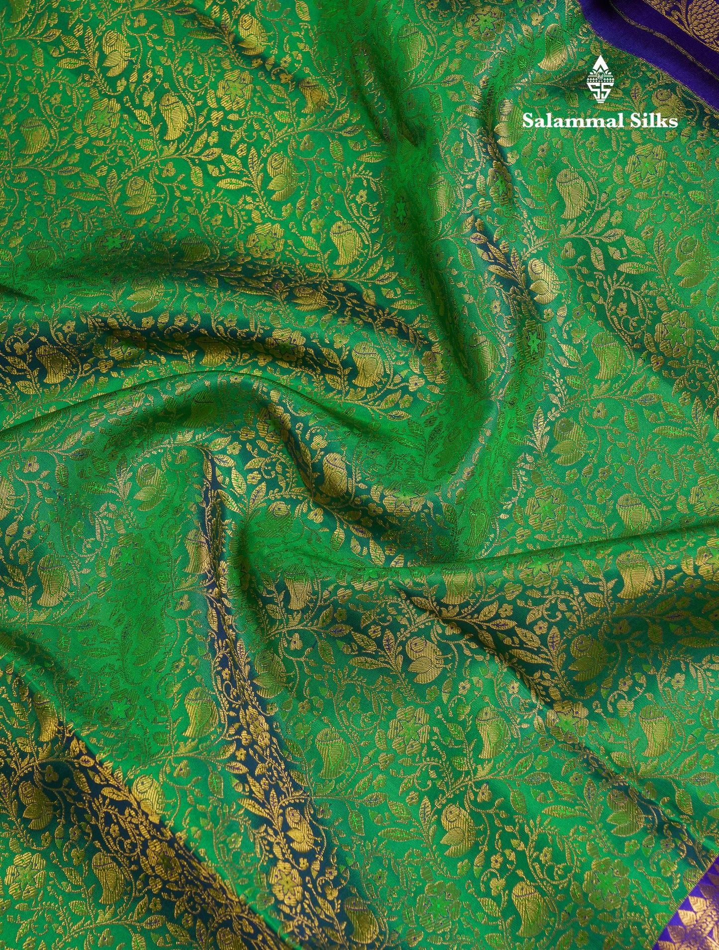 Beautiful Saffire Green Bridal Pure Kanjivaram Silk Saree With Contrast Navy Blue Traditional Evening Morning Border