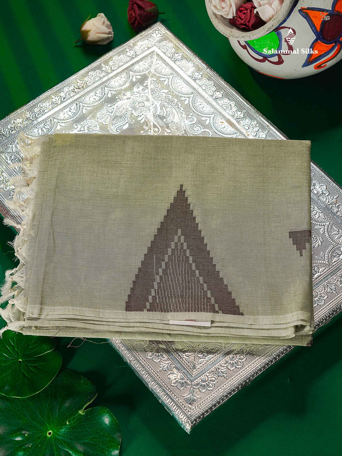 Pure Cotton Saree - Pista Green Colour Body Thread Butta With Fancy Thread Work Temple Border
