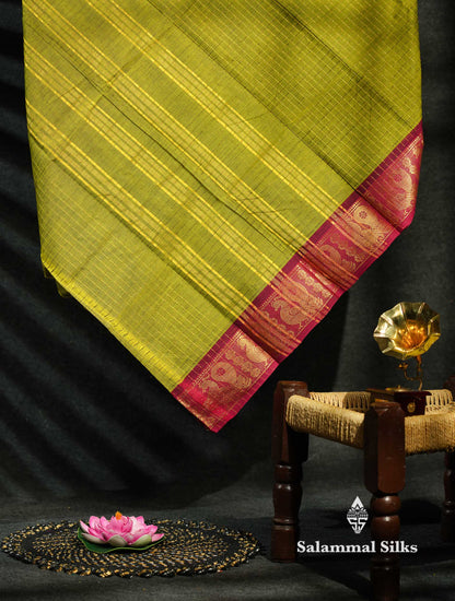 Beautiful Dark Bottle Green Traditional Checks Chettinad Pure Cotton Saree With Maroon Border