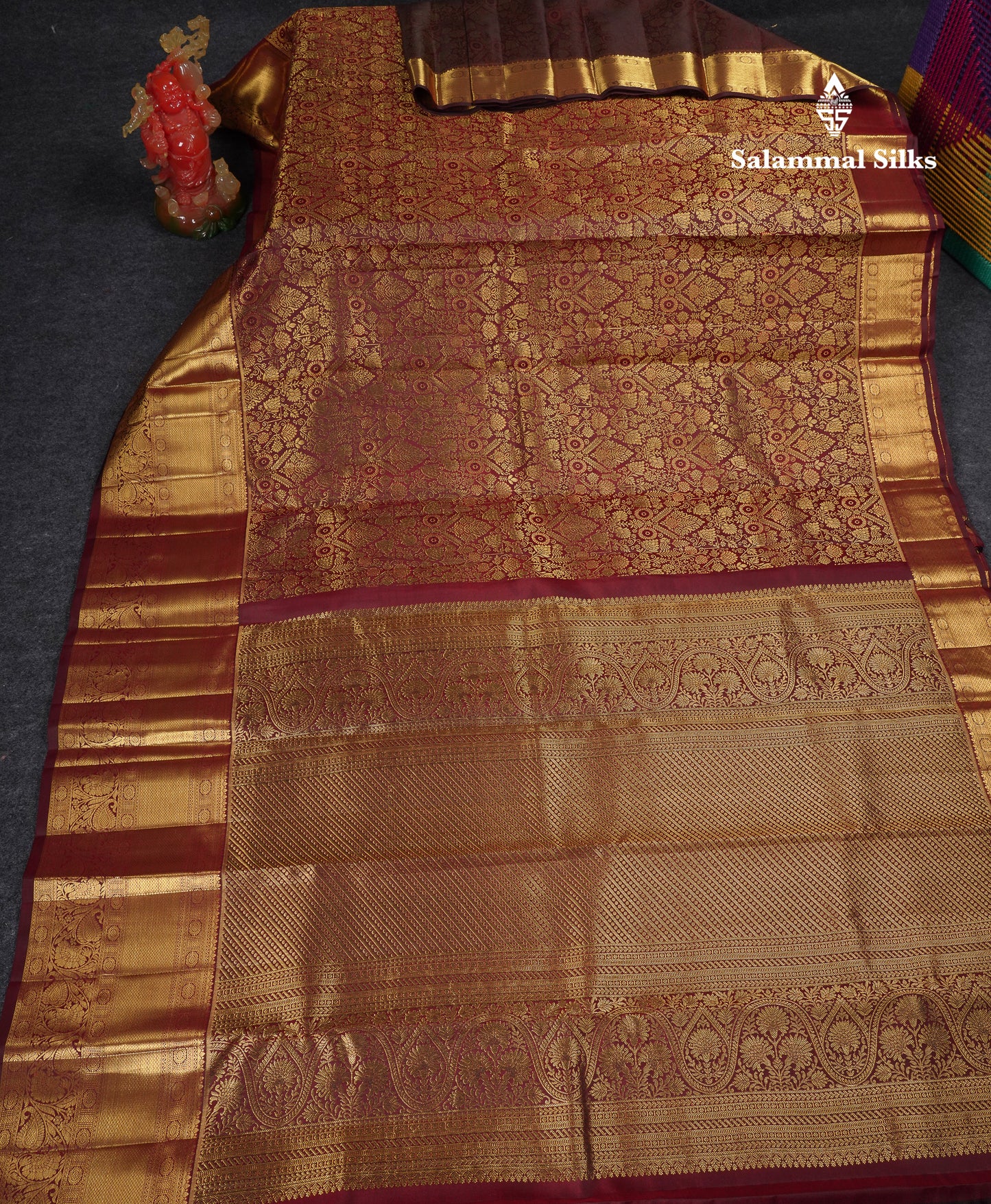Beautiful Dark Brown Bridal Pure Kanjivaram Silk Saree With Traditional Evening Morning Border