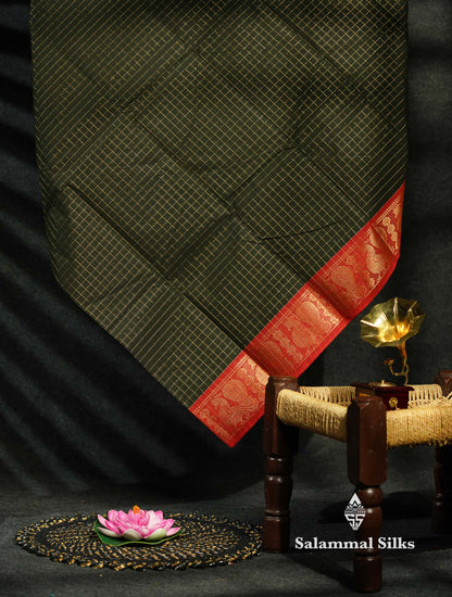 Beautiful Dark Bottle Green Traditional Checks Chettinad Pure Cotton Saree With Maroon Border