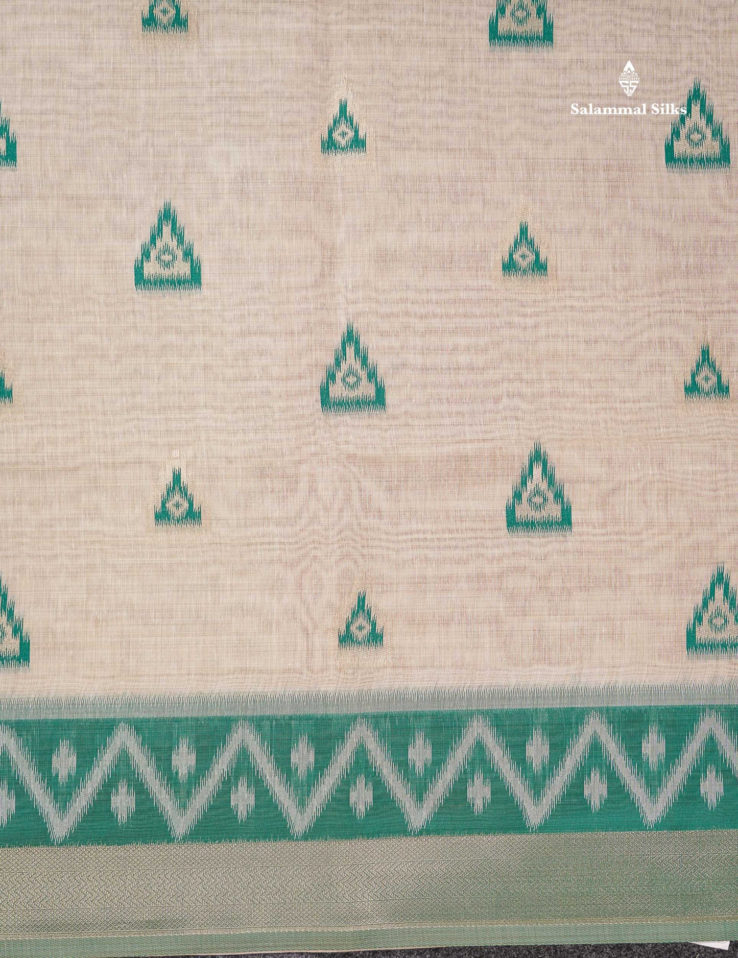Elegant Cream Sandal Cotton Mix Saree With Contrast Peacock Green Border