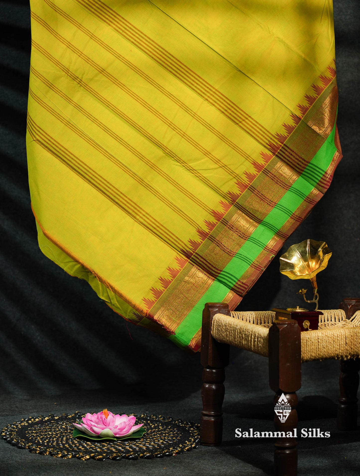 Beautiful Parrot Green Chettinad Plain Pure Cotton Saree With Green Double Border