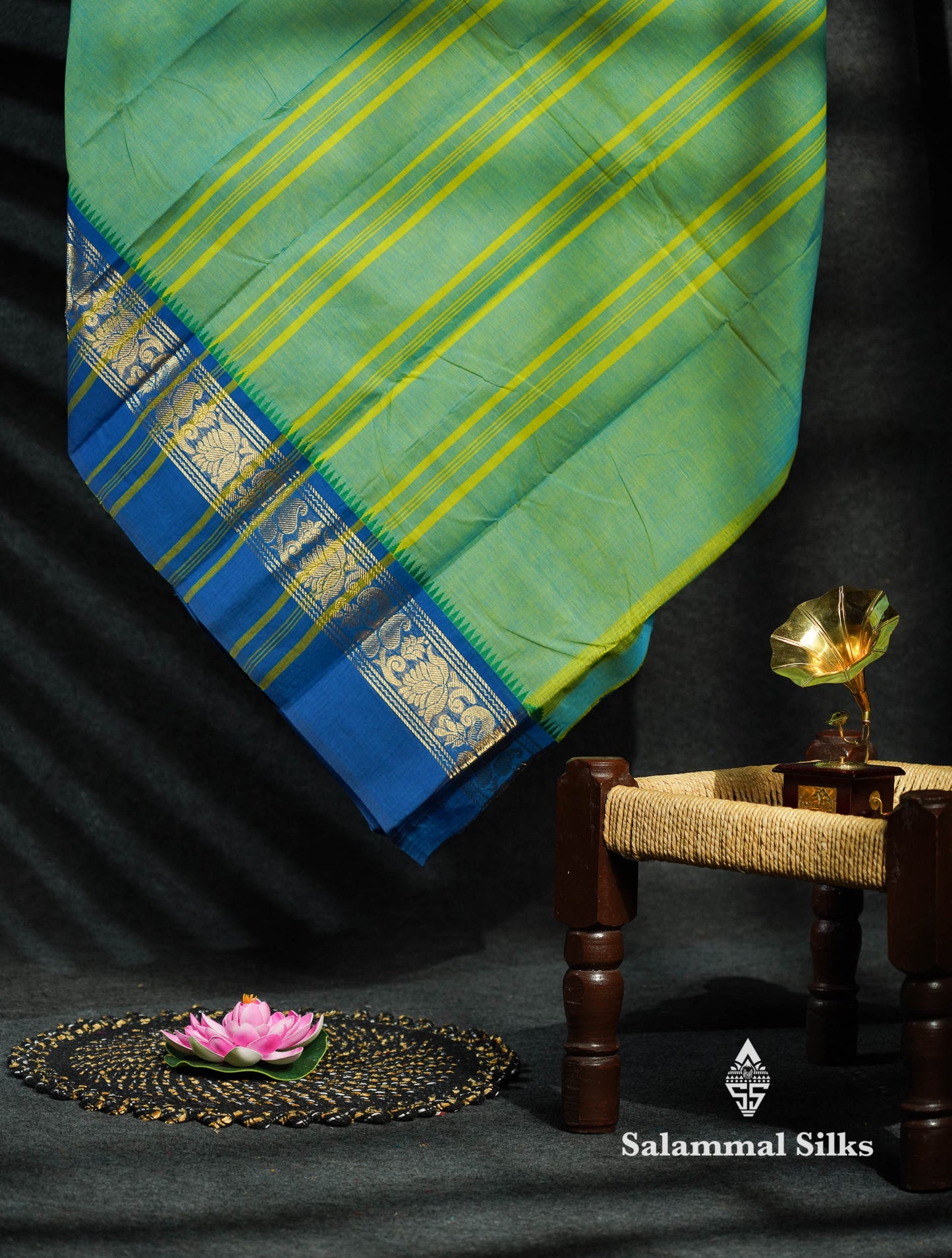 Beautiful Green Plain Pure Chettinad Cotton Saree With Traditional Ganga Jamuna Border