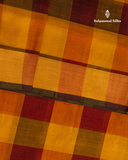 Paalum Pazham Checks Pure Silk Cotton Saree With Contrast Parrot Green Pallu