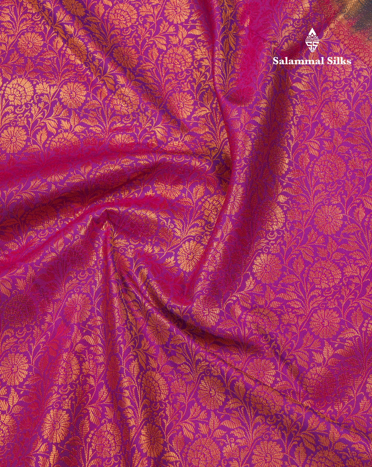 Magenta Beautiful Grand Bridal Semi Silk Saree With Contrast Bottle Green Border