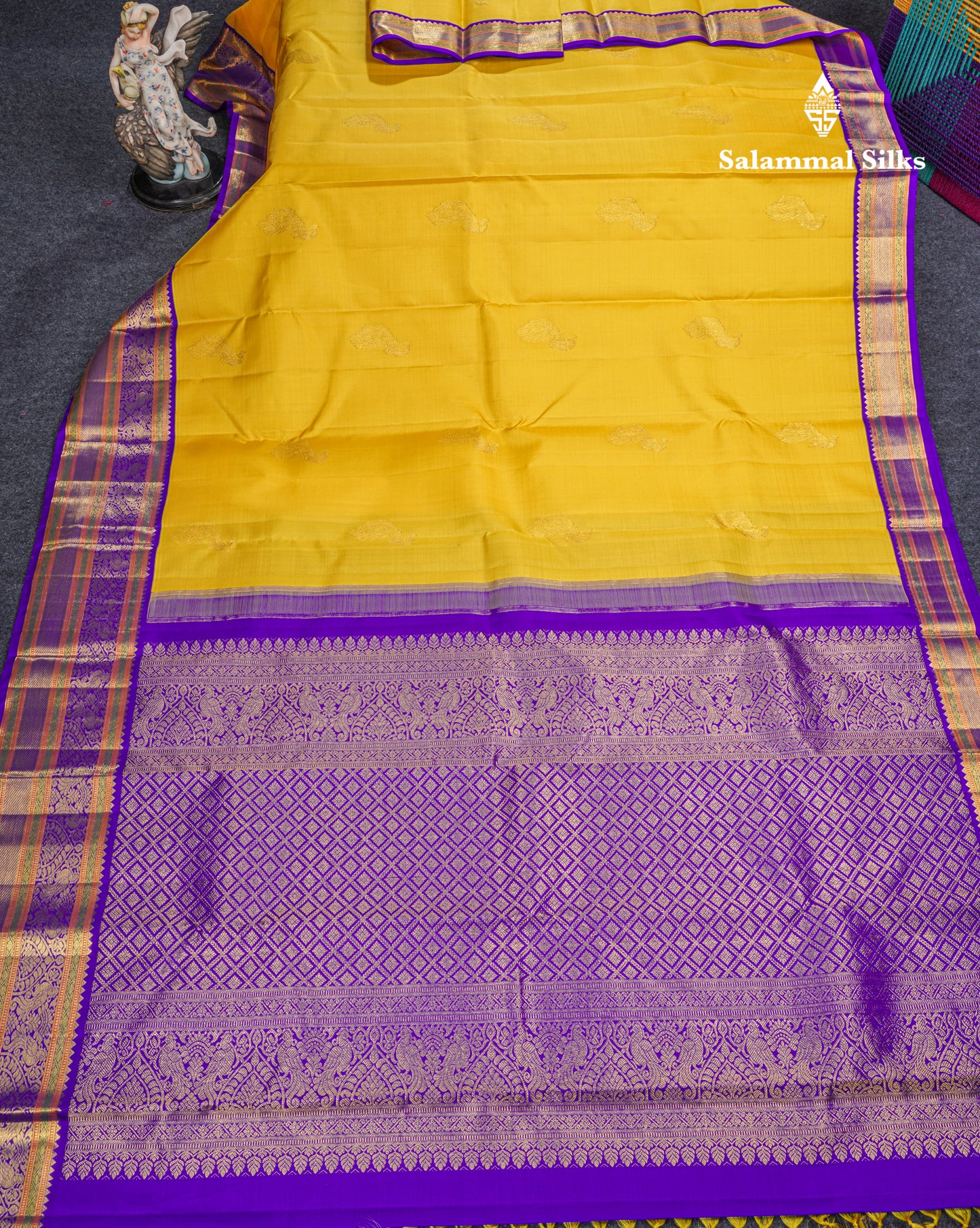 Yellow Beautiful Pure Kanjivaram Silk Saree With Traditional Violet Korvai Border