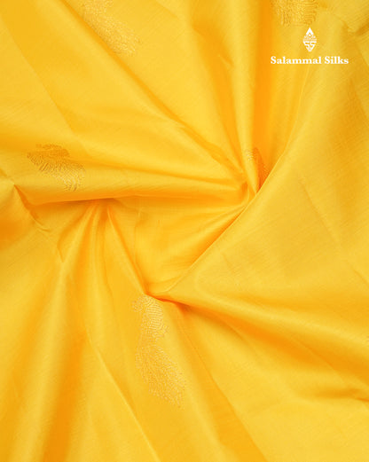 Yellow Beautiful Pure Kanjivaram Silk Saree With Traditional Violet Korvai Border
