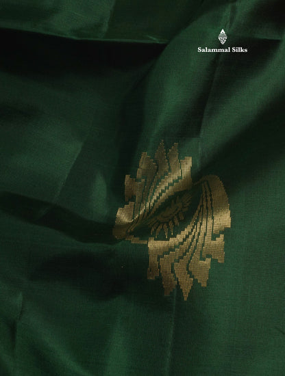 Bottle Green Pure Kanjivaram Soft Silk Saree With Contrast Pink Small Traditional Border