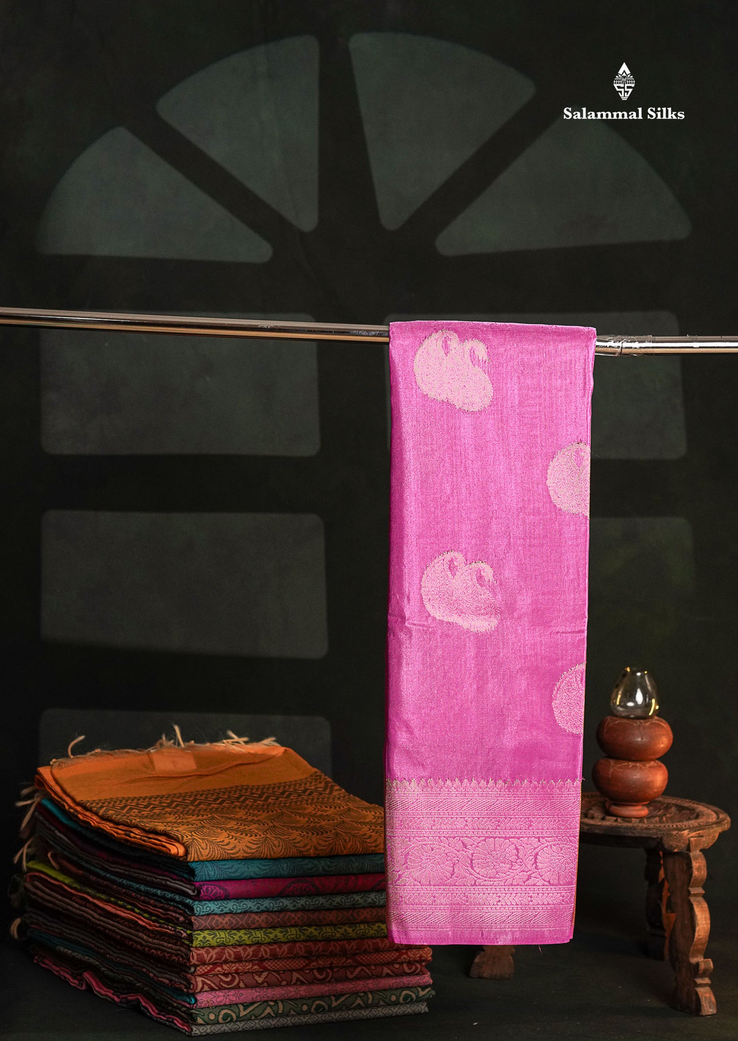 Beautiful Light Pink Semi Georgette Saree With Fancy Border