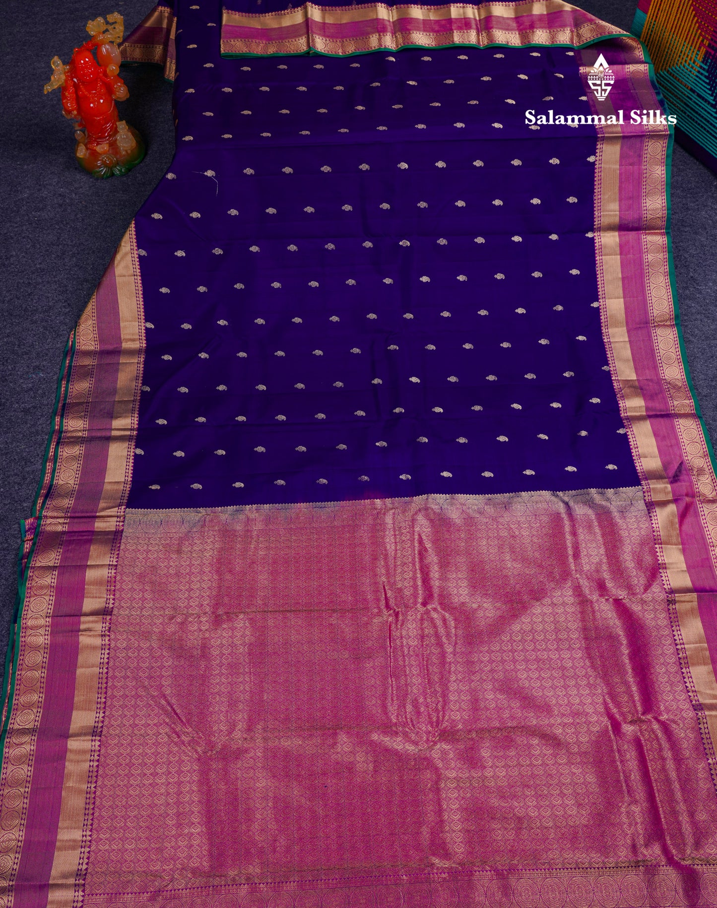 Beautiful Magenta Checks With Butta Pure Kanjivaram Silk Saree With Contrast Dual Tone Blue Traditional Border