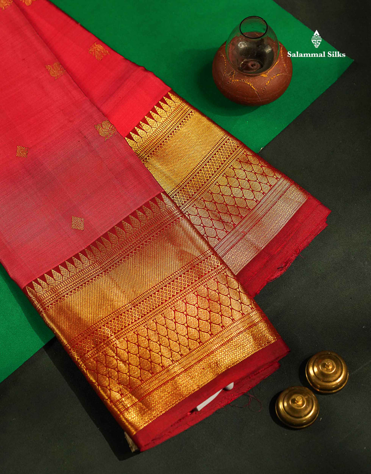 Dual Tone Pinkish Peach Pure Kanjivaram Silk Saree With Contrast Maroon Traditional Border
