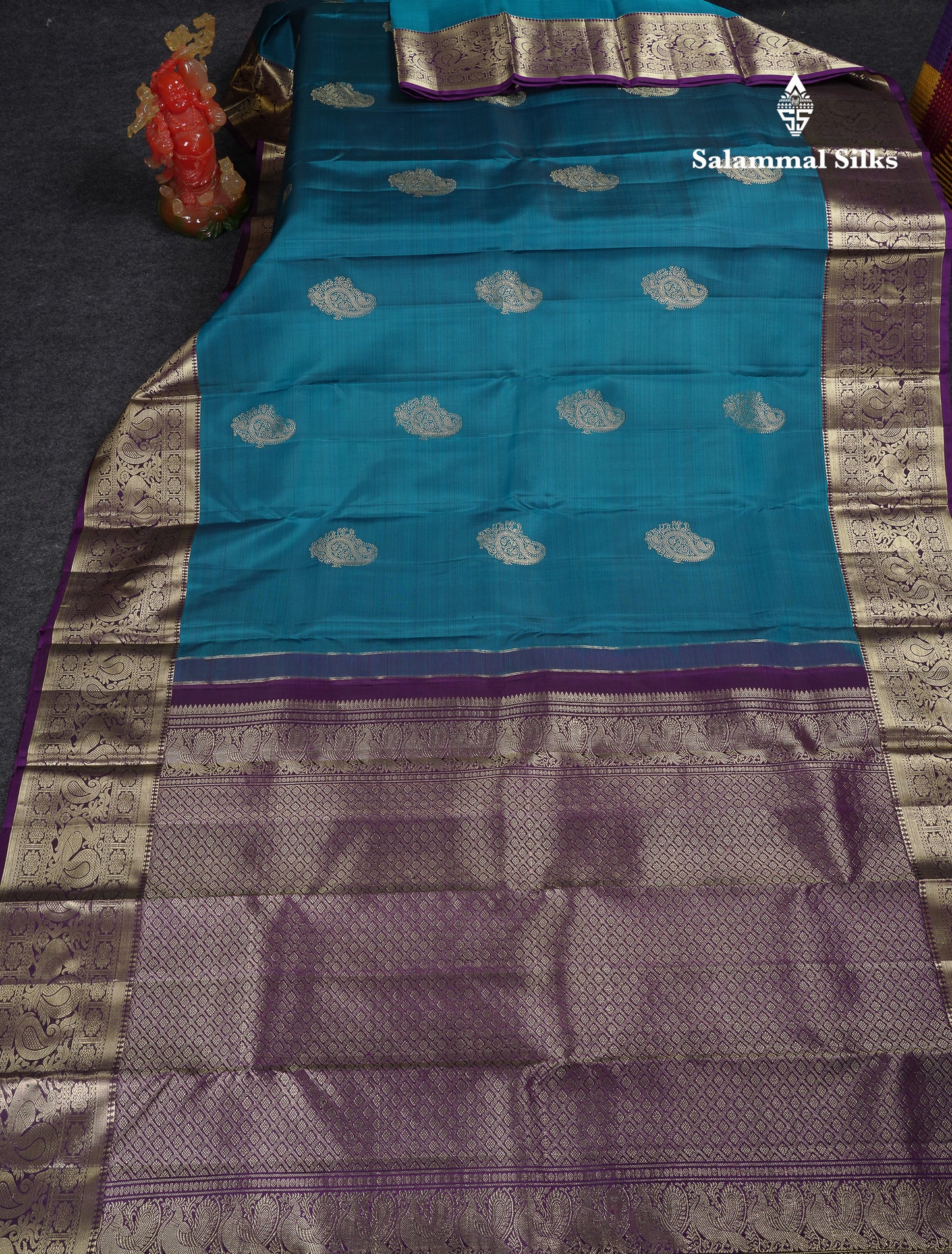 Beautiful Ramar Blue Pure Kanjivaram Silk Saree With Contrast Dark Purple Traditional Border