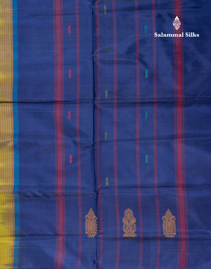 Parrot Green Banana Pinth Saree (Vaazhainaar Pattu) With Contrast Violet Blouse