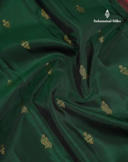 Beautiful Bottle Green Pure Kanjivaram Silk Saree With Contrast Dark Maroon Traditional Evening Morning Border