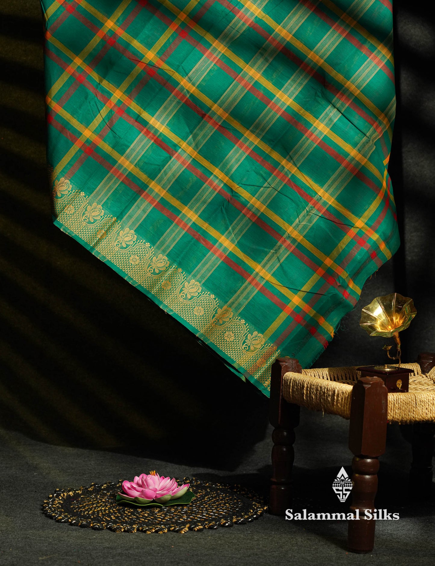 Beautiful Bottle Green Checks Chettinad Pure Cotton Saree With Thread Work Border