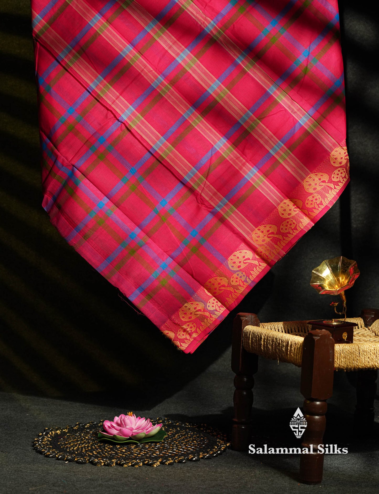 Pink Beautiful Checks Chettinad Pure Cotton Saree With Thread Work Border