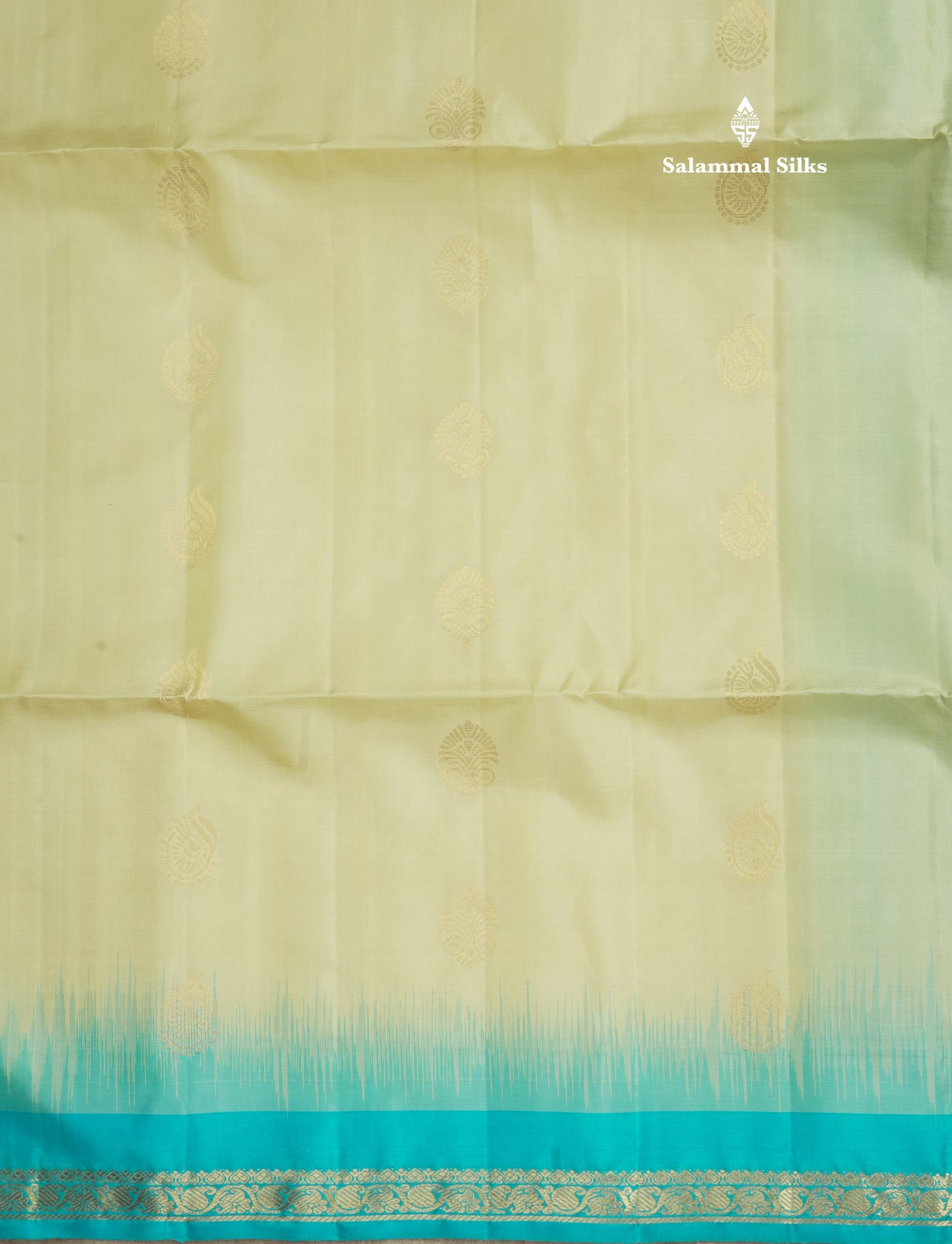 Half White Pure Kanjivaram Soft Silk Saree With Contrast Sky Blue Small Traditional Border