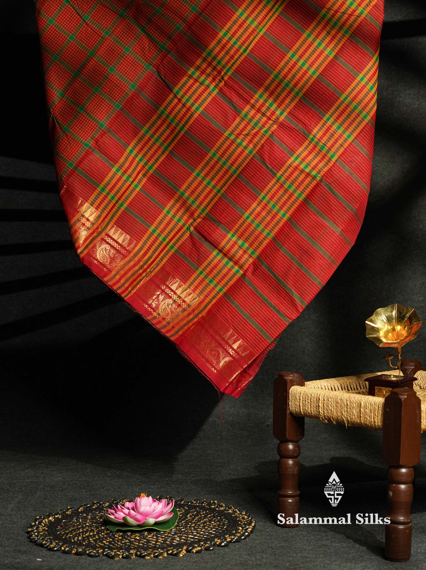 Beautiful Red Thread Checks Pure Chetinad Cotton Saree With Traditional Border