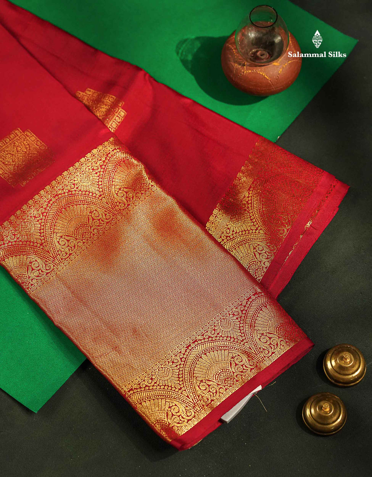 Beautiful Maroon Pure Kanjivaram Silk Saree With Contrast Bottle Green Blouse