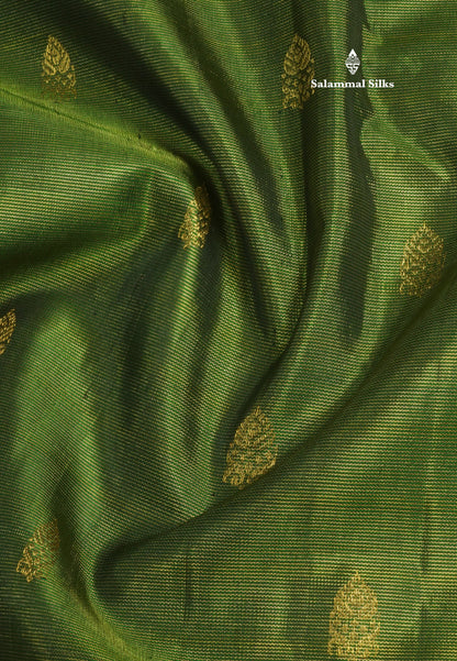 Bottle Green Vairaoosi Pure Kanjivaram Silk Saree With Contrast Magenta Rettapet (Gap) Border
