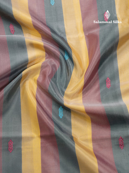 MultiColour Banana Pinth Saree (Vaazhainaar Pattu) With Contrast Dual Tone Light Lavender Blouse