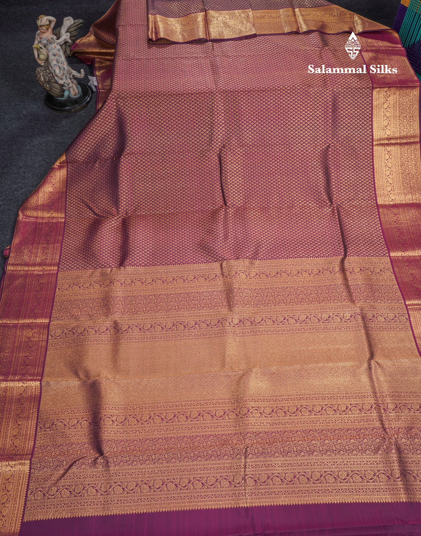 Wine Colour Jacquard Grand Bridal Pure Kanjivaram Silk Saree With Self Border
