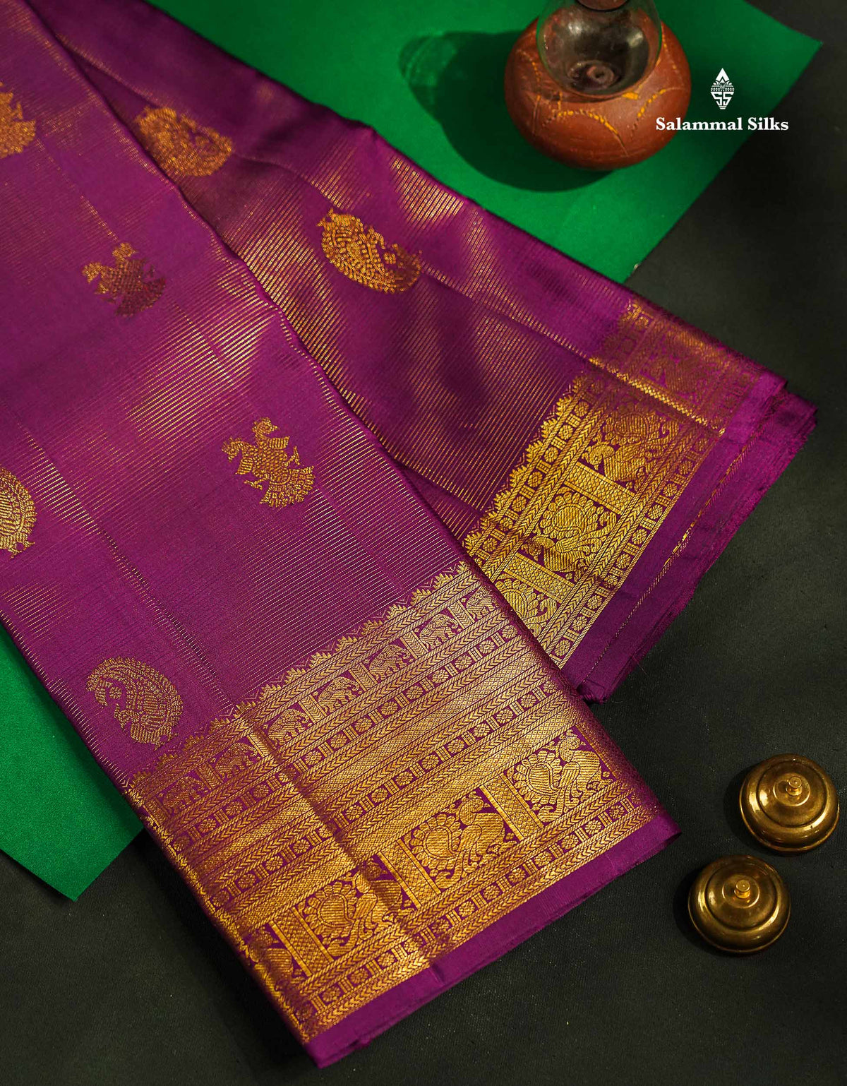 Dark Purple Vaira Oosi Lines Traditional Butta Pure Kanjivaram Silk Saree With Evening Morning Border